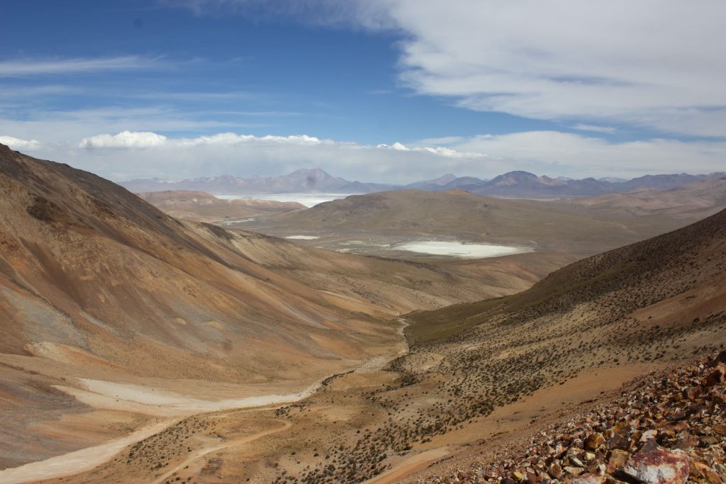 Alerta ambiental en Arica: rechazo a proyecto de exploración Sofía en Mallku sagrado Anocarire